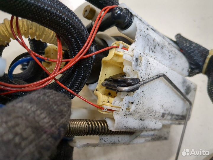 Насос топливный электрический Volvo XC60, 2011