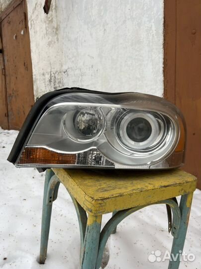 Фара левая Вольво хс90