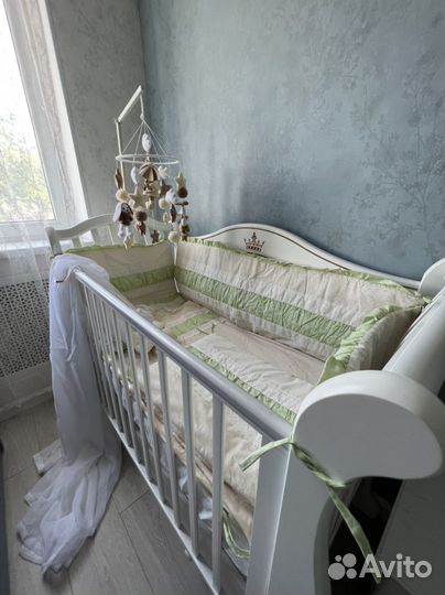 Бортики в детскую кроваткуб/у