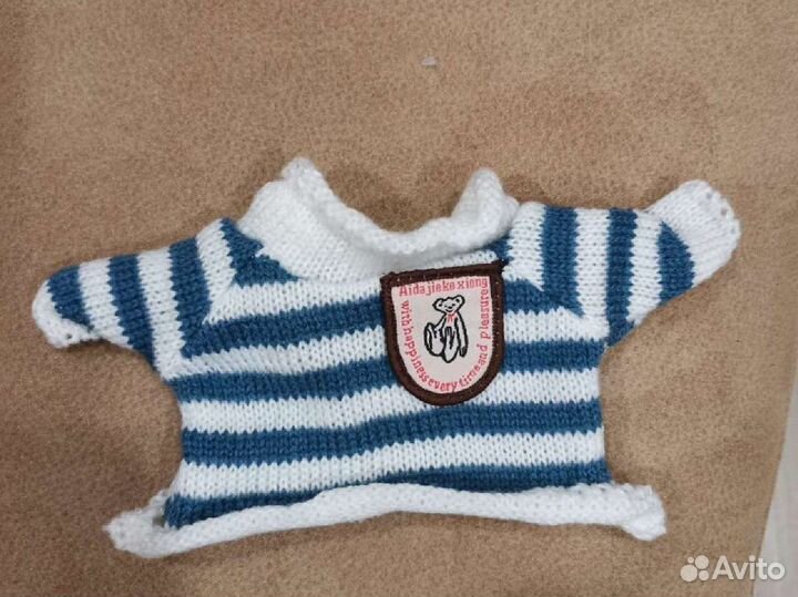 Одежда для милой жёлтой утки 30 см