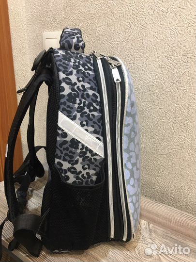 Рюкзак школьный