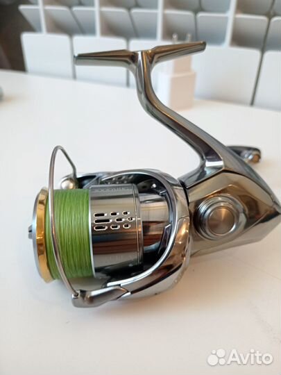 Катушка shimano stella 3000