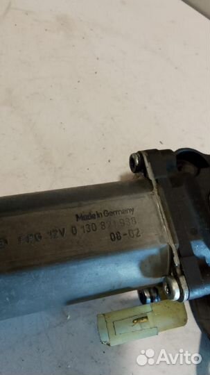 Моторчик стеклоподъемника Ford Fusion