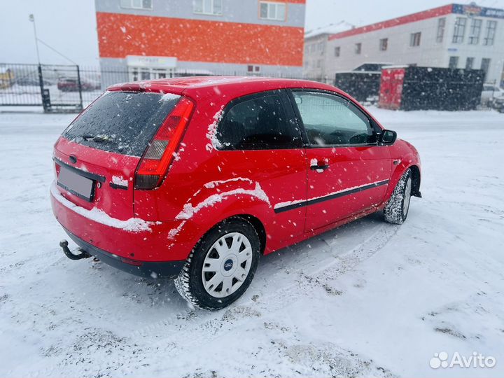 Ford Fiesta 1.3 МТ, 2005, 233 551 км