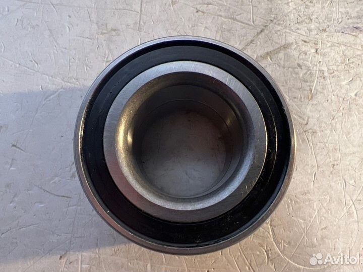 Ступичные подшипники передние VW Golf II/ Polo III