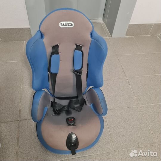 Детское автокресло 15-25 кг