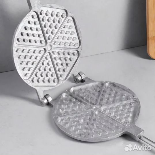 Форма для выпечки вафель 