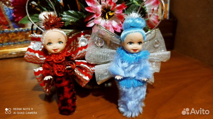 Куколки -бабочки и клоун