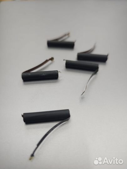 Банки для airpods