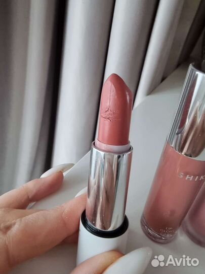 Продукты для губ от shik