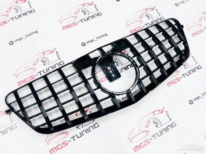 Решетка на Mercedes e-class w212 дорест. GT Black
