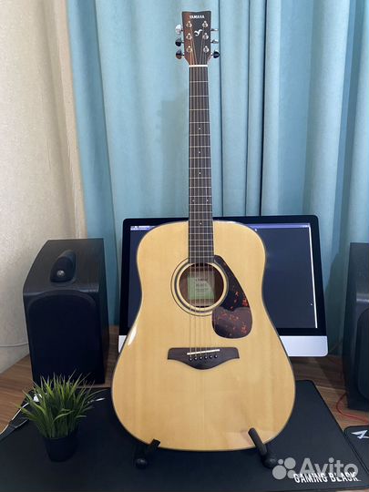 Гитара Yamaha FG800