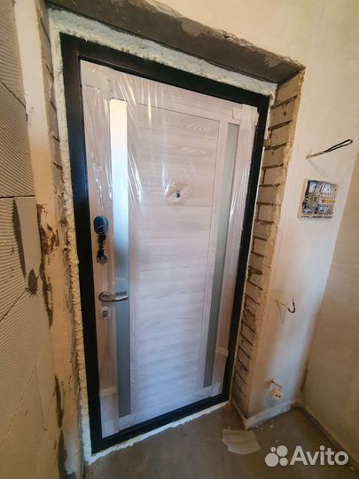 Дверь входная