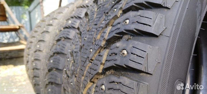 Nokian Tyres Hakkapeliitta 9 SUV 235/50 R19