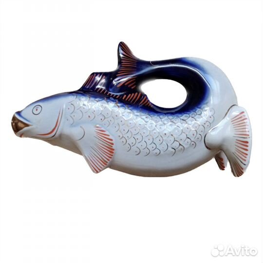 Фарфоровый Графин с рюмками в виде рыбок