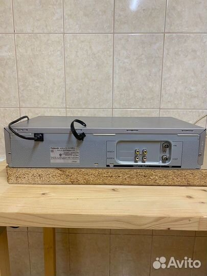 Видеомагнитофоны Panasonic NV-SJ530/NV-J30HQ