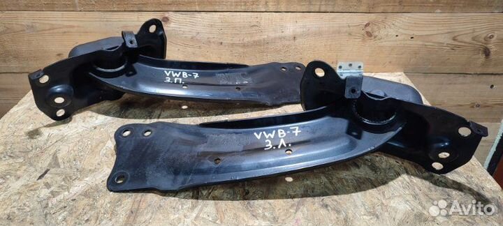 Рычаг подвески нижний задний Volkswagen Passat B7