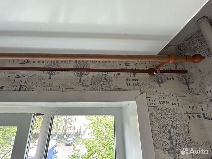 Гардина б/у на дачу на кухню