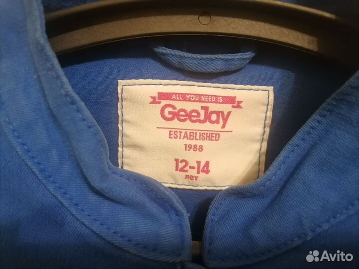 Джинсовая курточка для девочки 12-14 лет