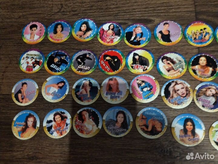 Фишки из разных наборов покемоны Сейлормун и др