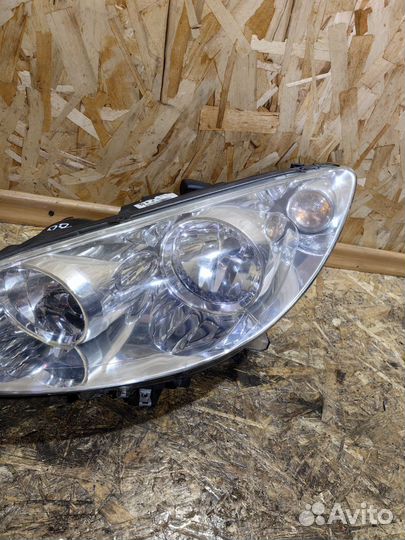 Фара Левая Пежо 308 бу оригинал