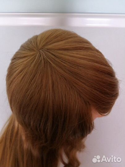 Голова-манекен болванка с натур. волосами золото