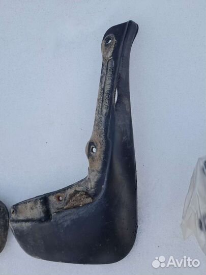 Брызговики LADA Largus Cross