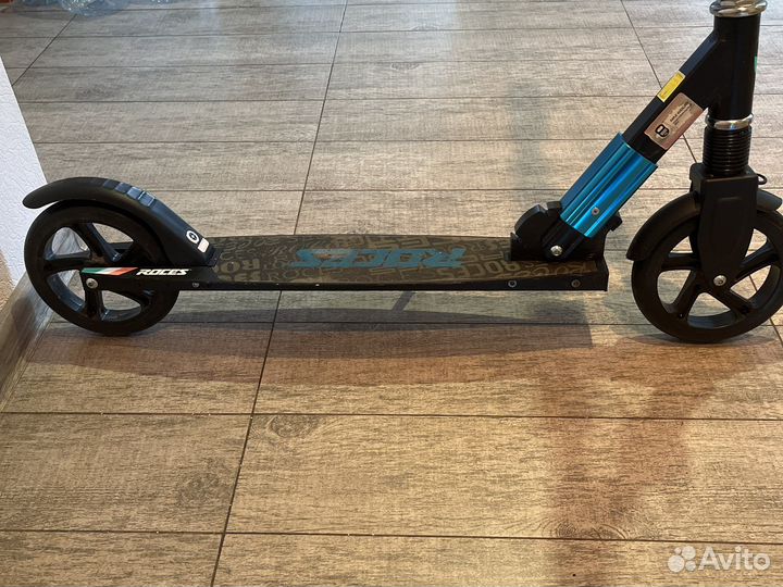 Самокат для взрослых и подростков Roces до 100 кг