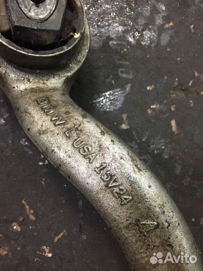 Рычаг передний левый BMW X5 e70