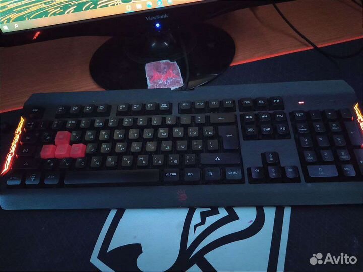 Игровая клавиатура bloody q100