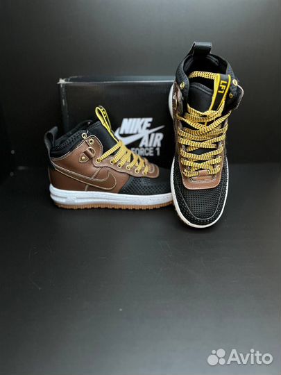 Nike Force 1 Duckboot