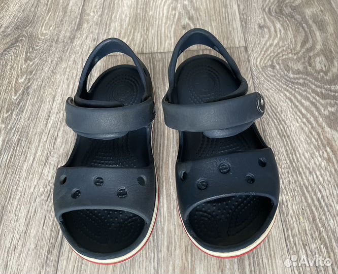 Сандалии crocs c9