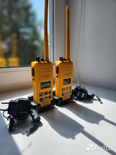 Морская радиостанция Icom IC-GM1600