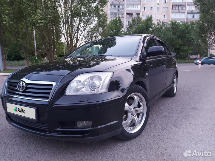 Toyota Avensis 2.0 AT, 2004, 196 100 км