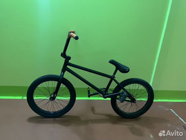 Трюковой велосипед bmx