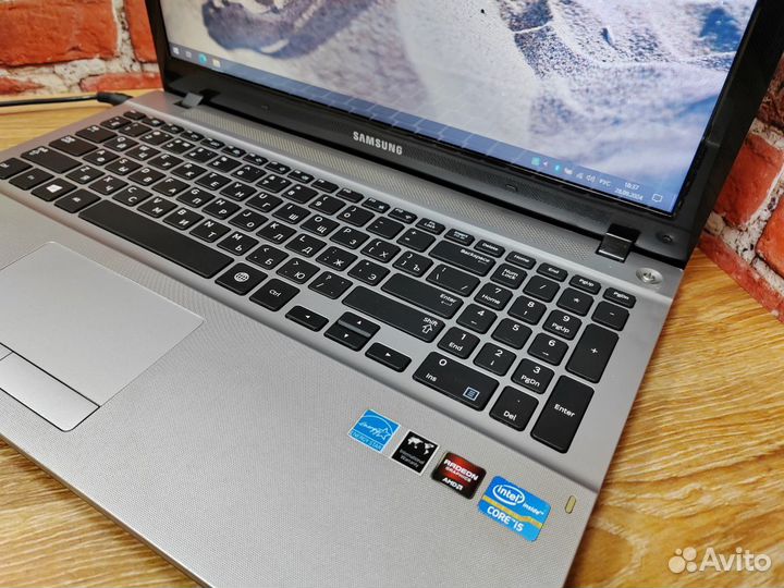 Игровой Samsung Core i5 3230M/SSD/8Gb/15.6