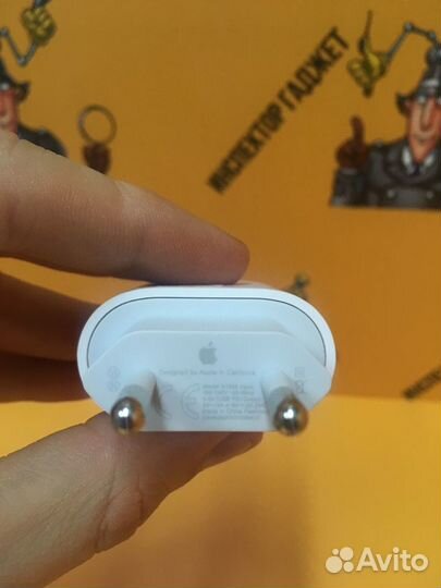 Блок зарядки Apple USB-C мощностью 20 Вт оригинал