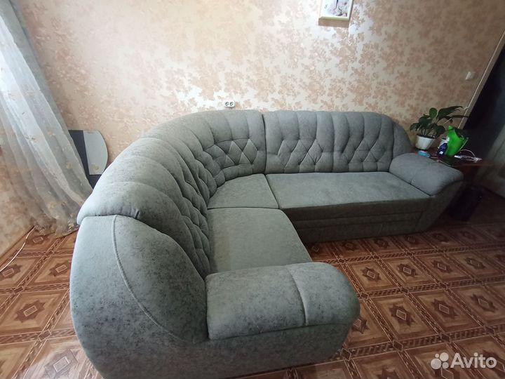 Угловой диван