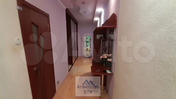 3-к. квартира, 69,3 м², 2/5 эт.