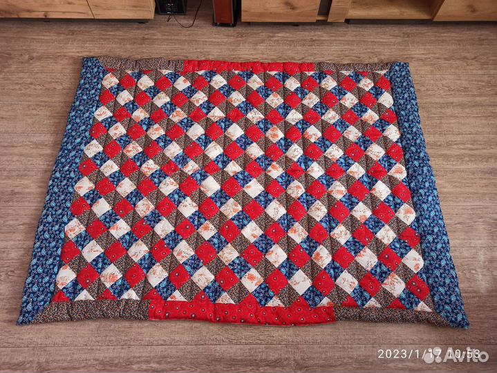 Лоскутное одеяло и два покрывала. пэчворк