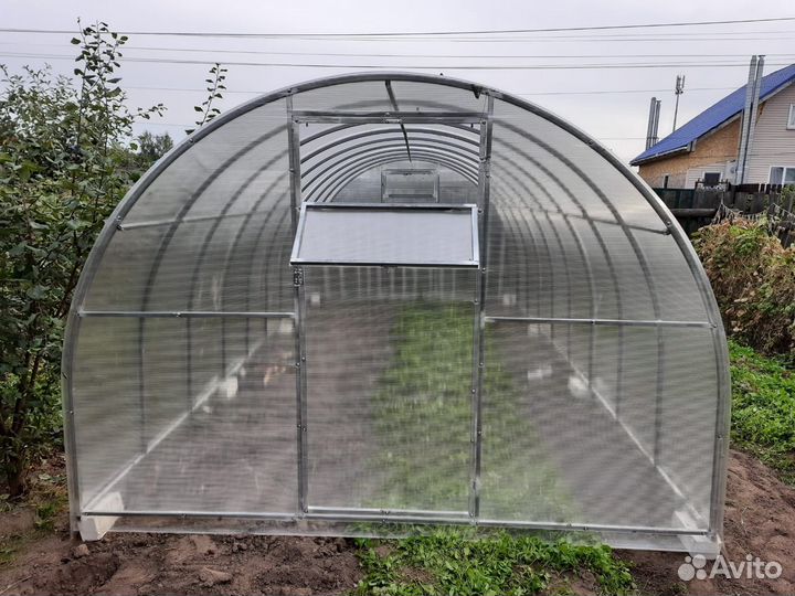 Теплица 3х4 из поликарбоната с защитой от уфл