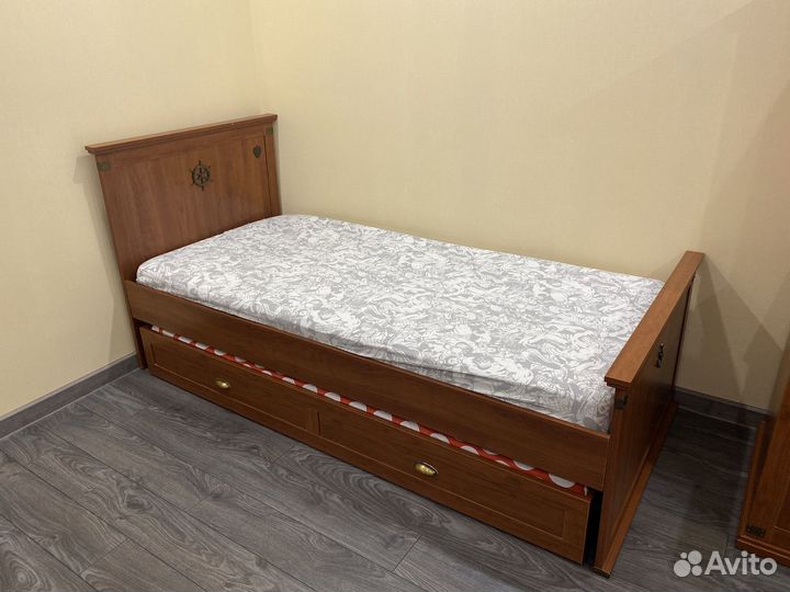 Комплект детской мебели cilek