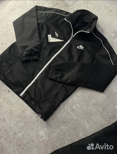 Костюм Nike 46-54: активные моменты