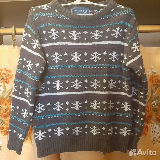 Новый свитер для мальчика 122 р-р