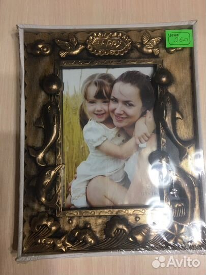 Фоторамка новая золото