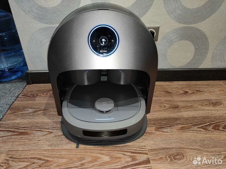 Робот пылесос bork V530