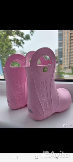 Резиновые сапоги для девочки crocs