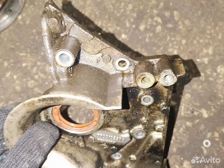 Крышка коленвала K4M Almera g15, Logan, Largus