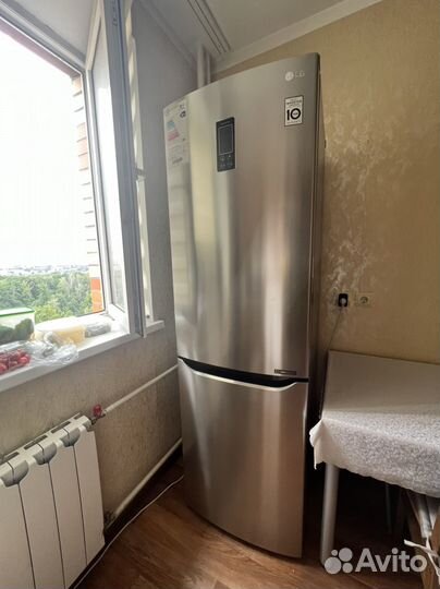 Холодильник на запчасти