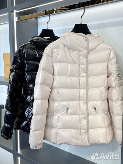 Женская пуховик moncler barante